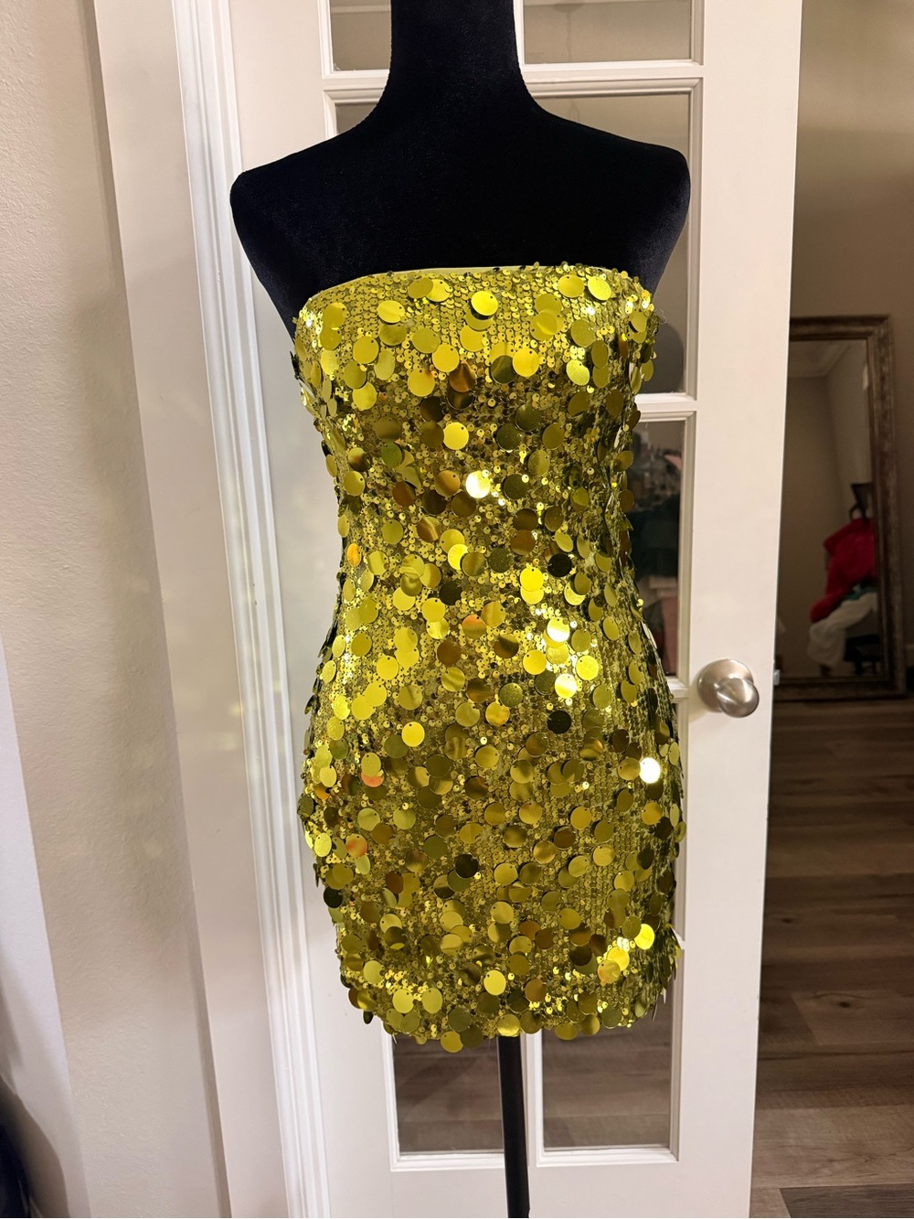 Windsor Strapless Green Sequin Mini Dress size Small